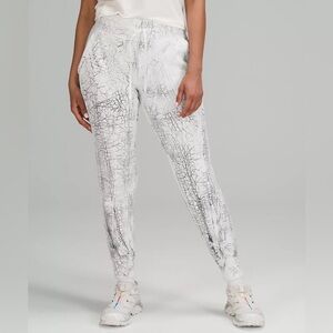 Lululemon WarmDown jogger